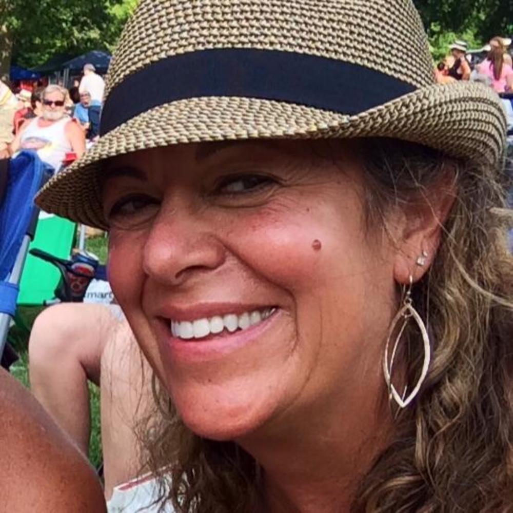 Meet your Posher, Renee